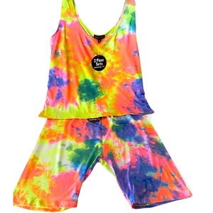 Brand New 💕 Plus Size 2 Piece Short Set (Stretch) 💕